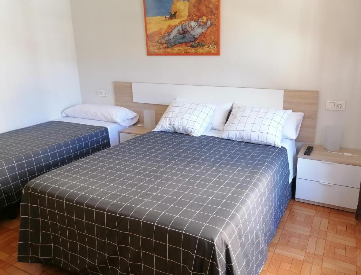 Hostal La Reina Zamora Bagian luar foto